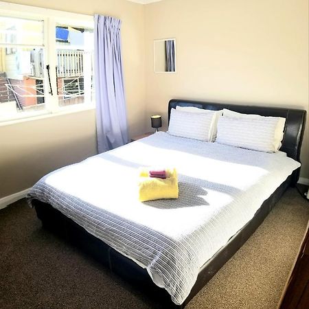 Emma'S Cosy City Hideaway Нельсон Номер фото